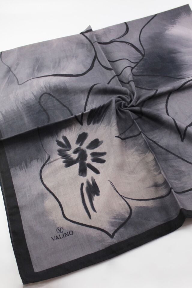 120x120 Sulu Boya Desenli Pamuklu Eşarp - Siyah Kum