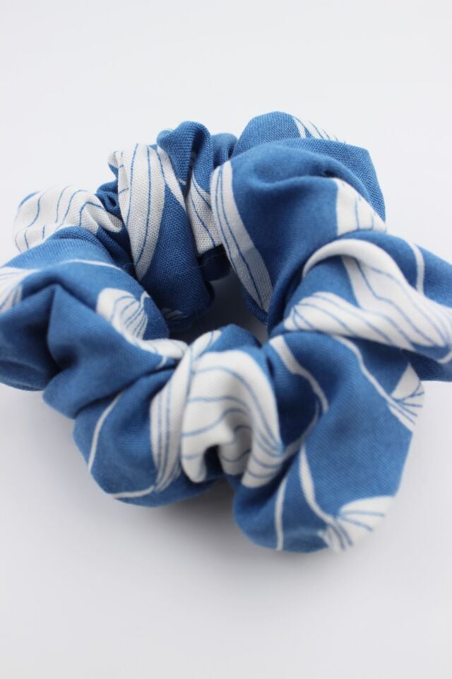 Desenli Pamuklu Lastik Toka Simit Toka - Mavi