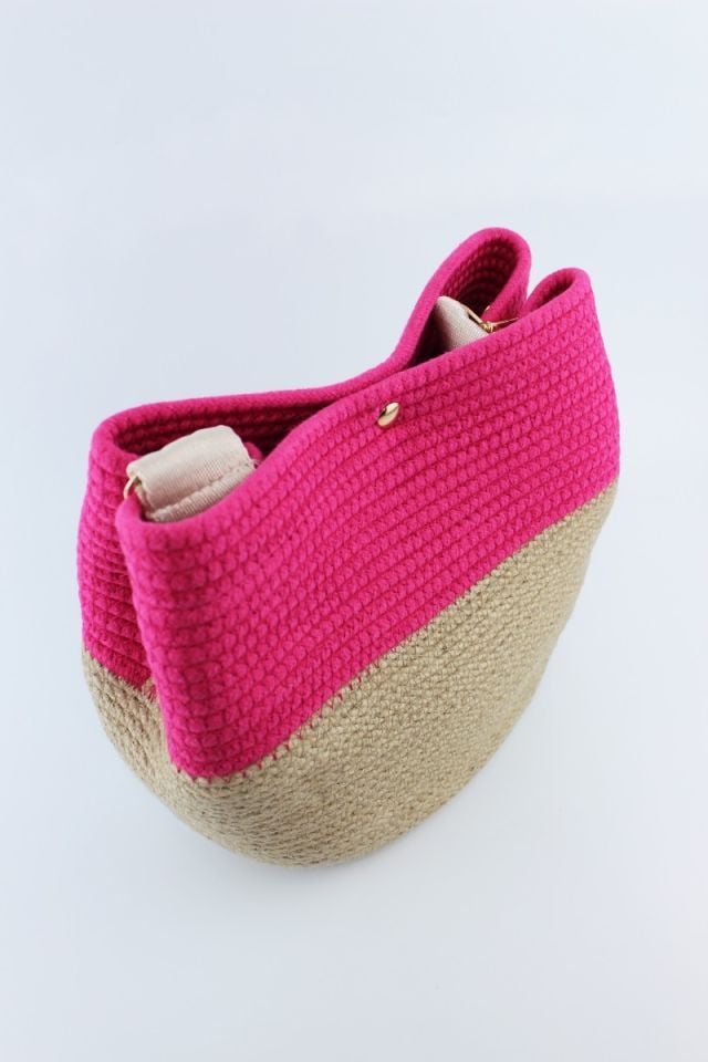 Çıtçıt Kapamalı Fuşya Hasır Kadın Omuz Çantası 26x21x11 Cm (Bej Kolon Askılı)