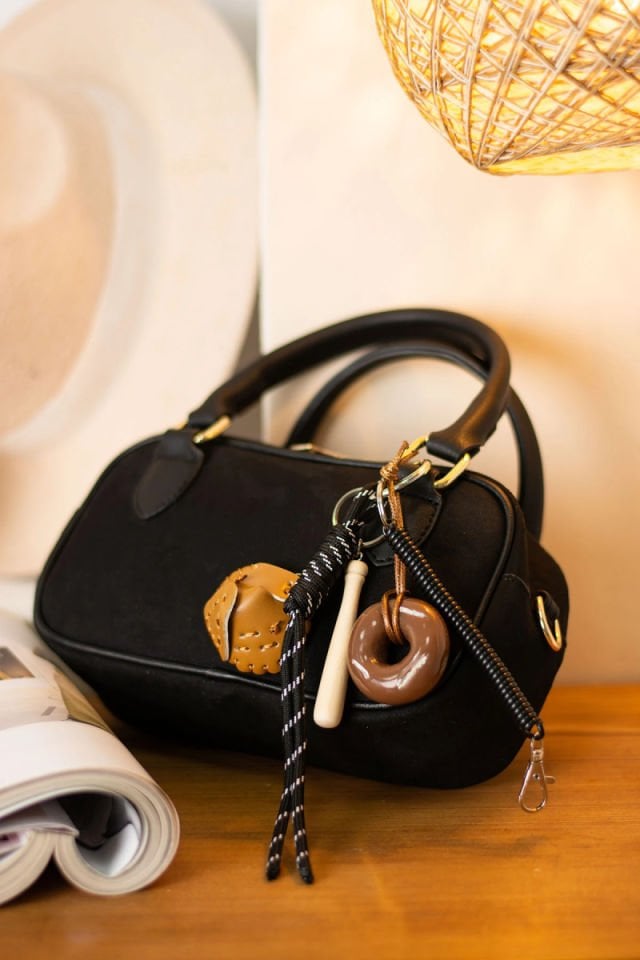 Kahverengi Donut Charm Çanta Aksesuarları (Çanta Dahil Değildir)