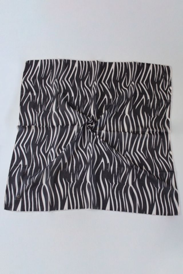 Zen Desenli Soft Eşarp - Beyaz