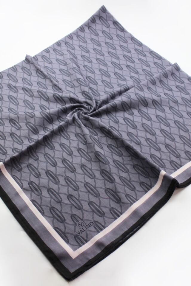 120x120 Geometrik Desenli Pamuklu Eşarp - Gri