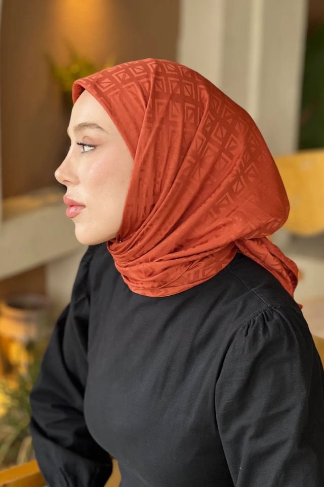 Etnik Desenli İpeksi Jakar Eşarp - Kiremit