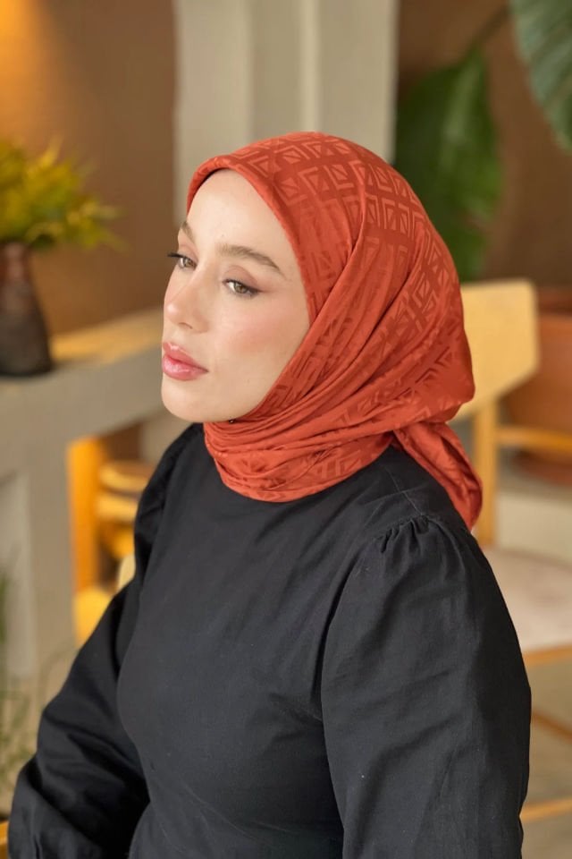 Etnik Desenli İpeksi Jakar Eşarp - Kiremit