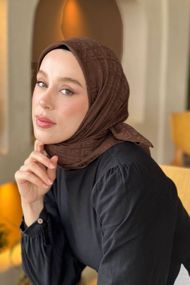 Etnik Desenli İpeksi Jakar Eşarp - Acı Kahve