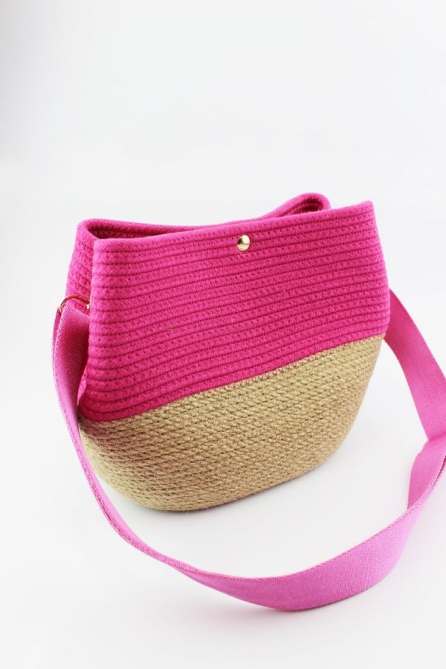 Çıtçıt Kapamalı Fuşya Hasır Kadın Omuz Çantası 26x21x11 Cm