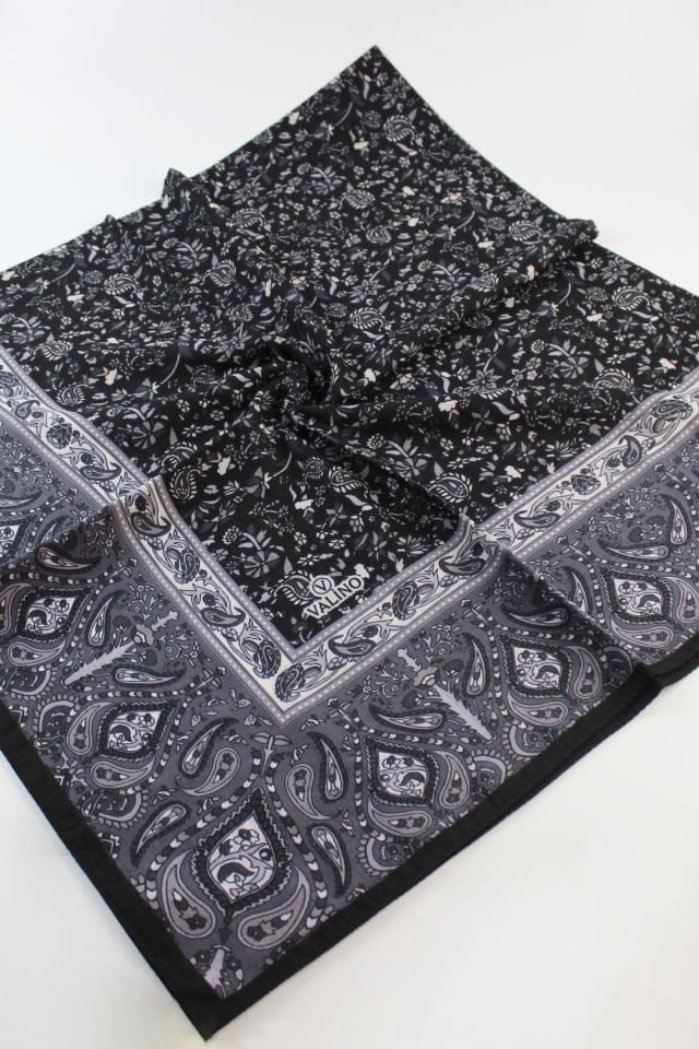 120x120 Etnik Desenli Pamuklu Çiçek Eşarp - Siyah