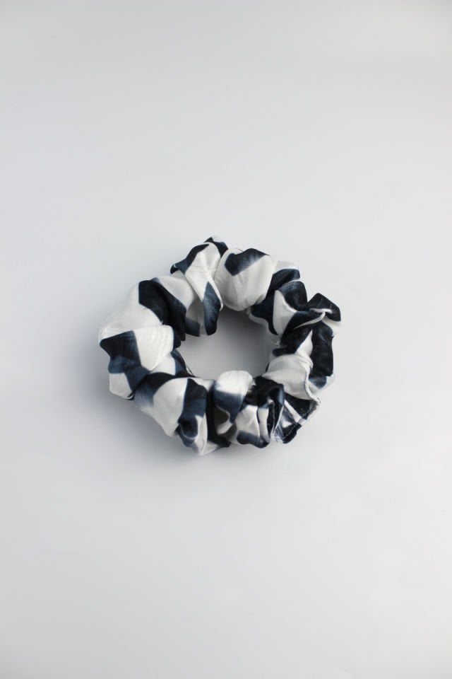 Desenli Saten Kumaş Lastik Toka Simit Toka - Antrasit