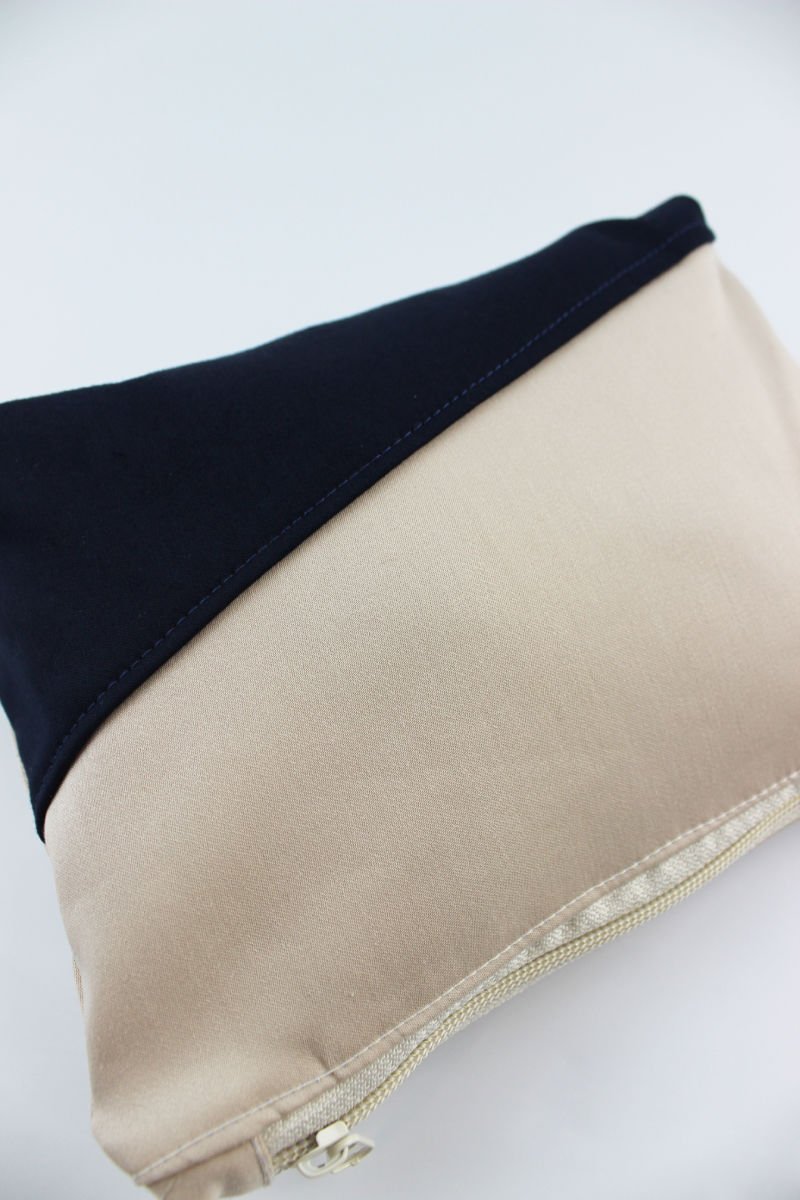 Düz Renk Çok İşlevli Taş El Cüzdanı