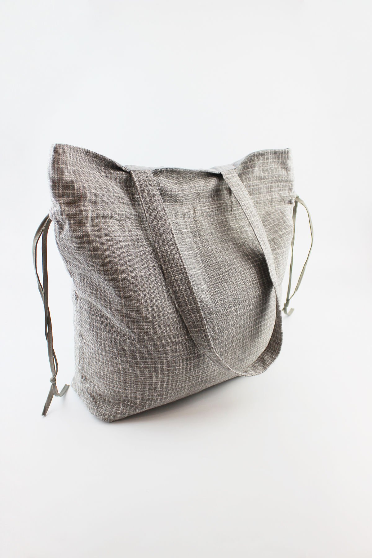 Ekose Desenli Gri Shopper Çift Taraflı Bez Çanta 35x35x10 Cm