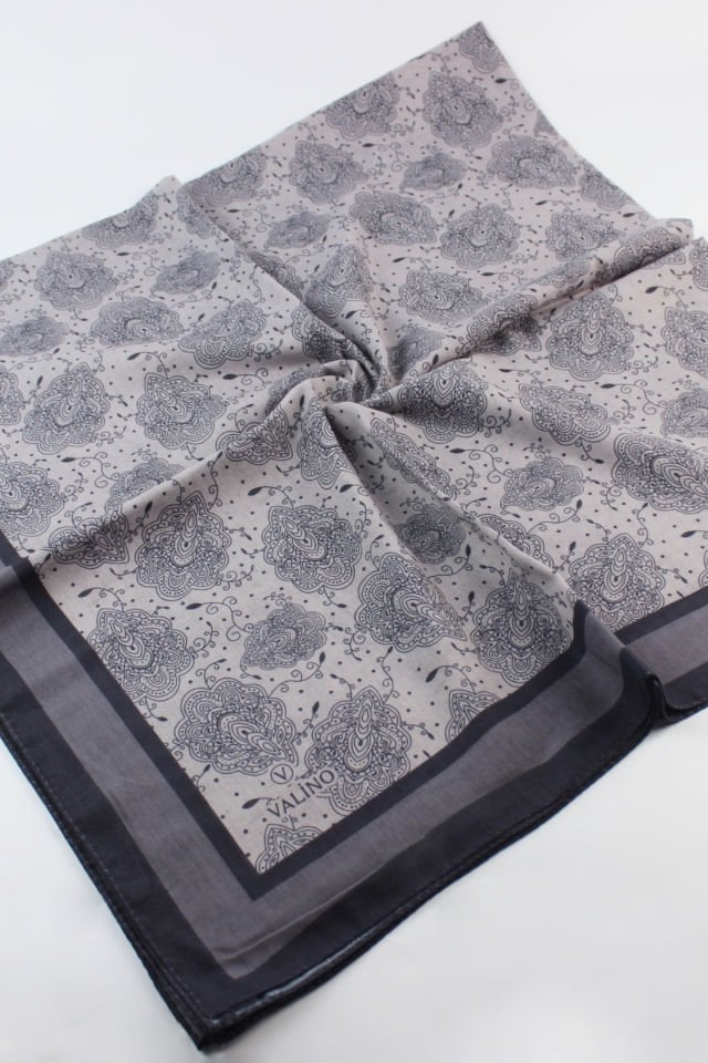 120x120 Yaprak Desenli Pamuklu Eşarp - Antik Bej