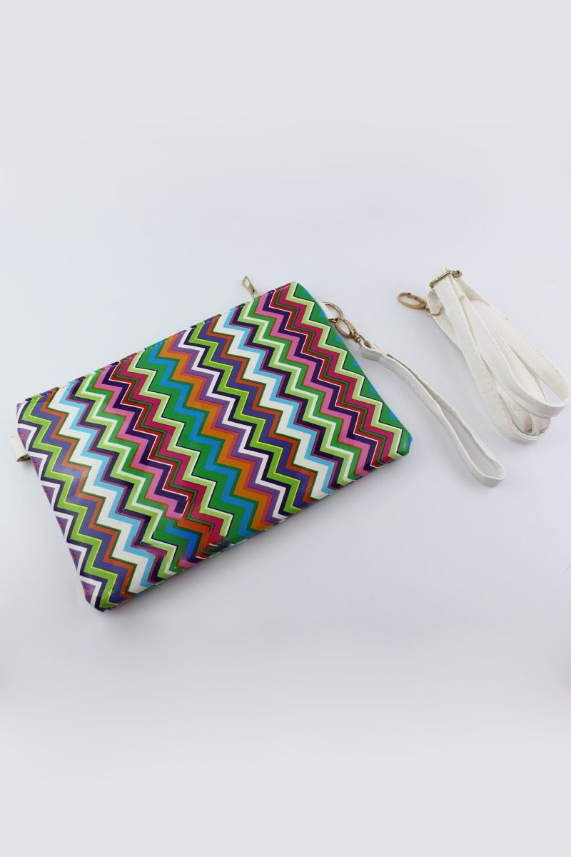 Zikzak Desenli Portföy Clutch Çanta Renkli