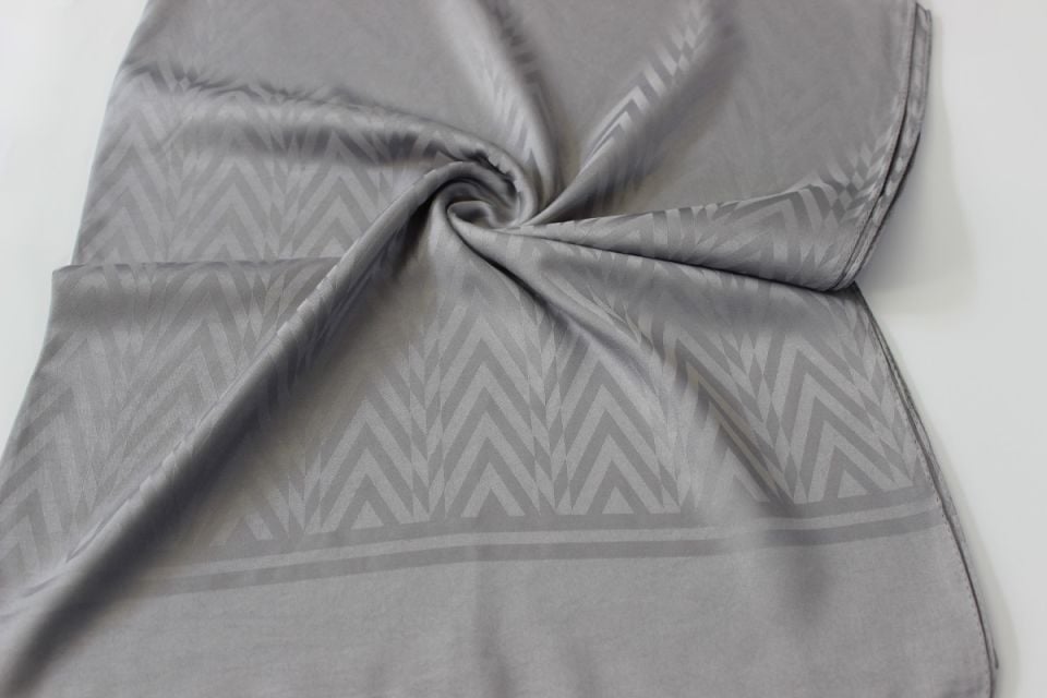 Zikzak Desenli İtalyan Jakar Şal - Gri