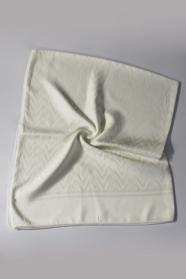 Zikzak Desenli İtalyan Jakar Şal - Krem