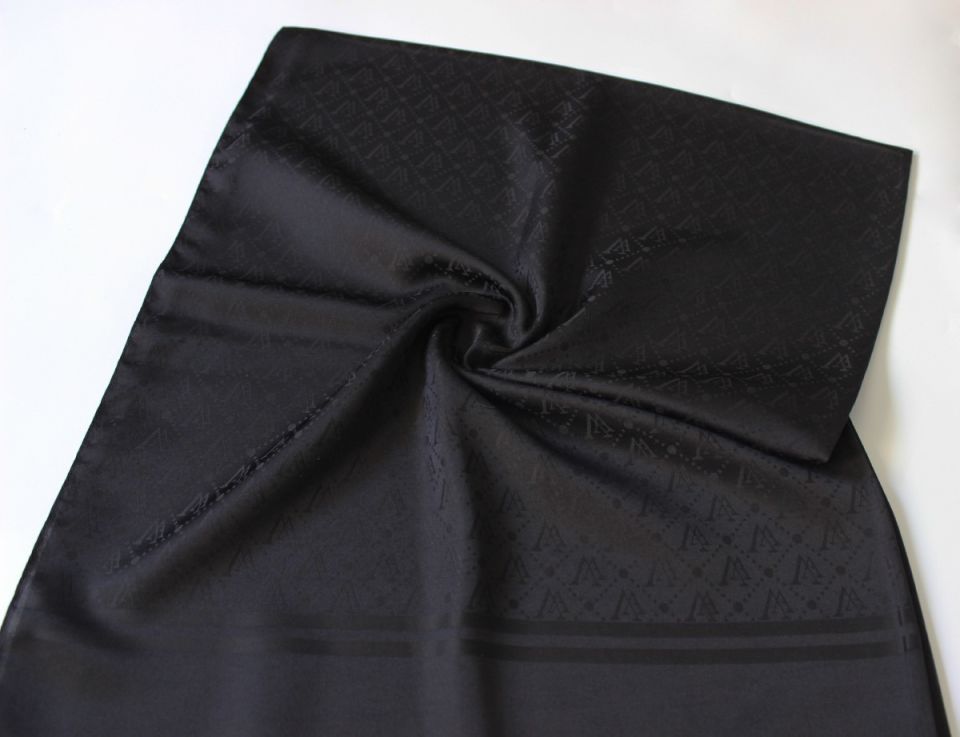 V Desenli İtalyan Jakar Şal - Siyah