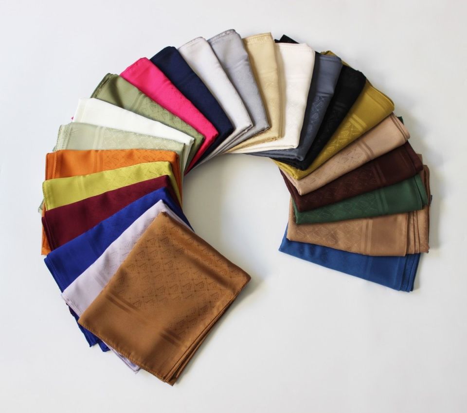 V Desenli İtalyan Jakar Şal - Vizon