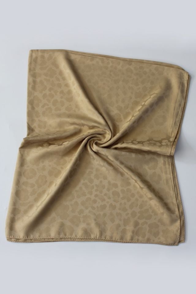 Leopar Desenli İtalyan Jakar Şal - Kum Beji