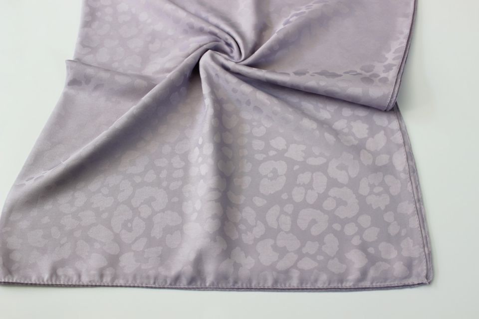 Leopar Desenli İtalyan Jakar Şal - Leylak