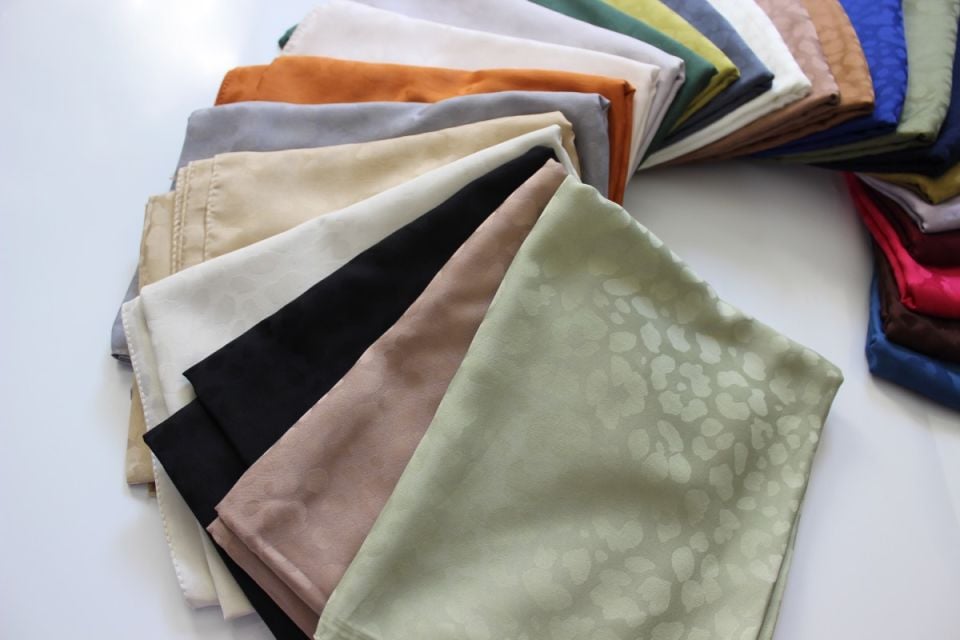 Leopar Desenli İtalyan Jakar Şal - Vizon