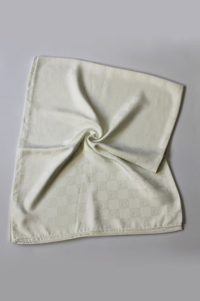 Dama Desenli İtalyan Jakar Şal - Krem