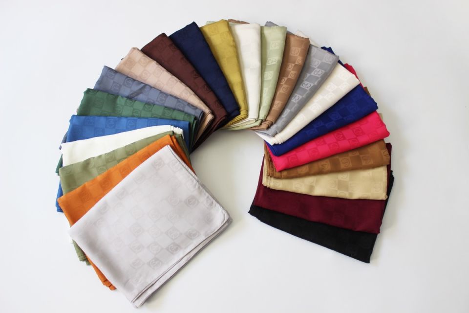 Dama Desenli İtalyan Jakar Şal - Kum Beji