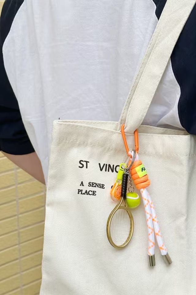 Tenis Raketi Turuncu Çanta Charmı ve Çanta Aksesuarı Anahtarlık (Çanta Dahil Değildir)