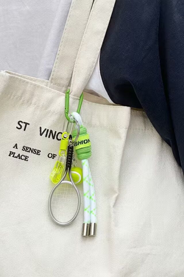 Tenis Raketi Mint Çanta Charmı ve Çanta Aksesuarı Anahtarlık (Çanta Dahil Değildir)